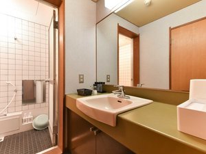 客室一例|泰平 和室10畳 パウダーコーナー