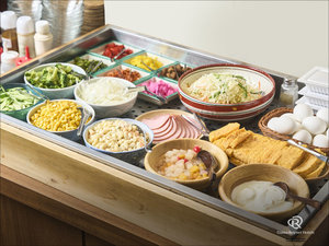 �y���H�r���b�t�F�z�w���V�[�T���_�ƒ��؂Œ��𖞋i