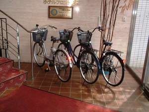 無料レンタル自転車。コンビニや観光の足にお使い下さい。