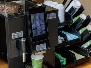 香り高いコーヒーはロビーにて無料でご利用いただけます。