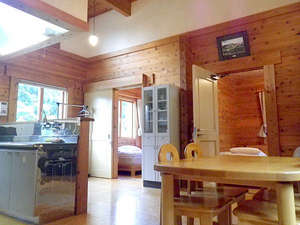 【秋田県の貸し別荘・コテージ・ログハウス・コンドミニアム】妖精の森コテージラウル