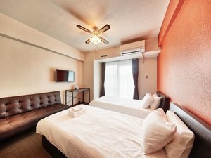 �z�e���N�I�[�����ےʂ�ߔe�̎{�ݎʐ^1