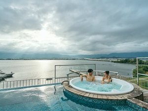 �v�[�����W���O�W�[���v�[����12������2���͋x�~