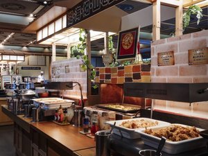【夕食バイキング】旬の食材を使用した、バラエティ豊かな品揃え