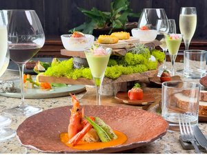�ɓ��̔��������͂��ׂ�ISANA�ł������オ�肢���������Ƃ�ڎw���Ă��񋟂��Ă���܂��B