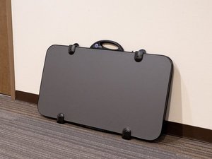 *客室:ズボンプレッサー/4F〜7Fのエレベータ前にご用意しております。ご自由にご使用くださいませ。