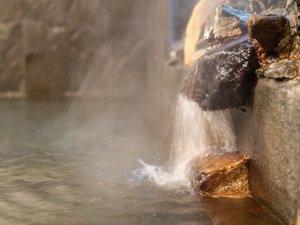 海水の約80%の成分を含み、保湿性、保温性に優れています