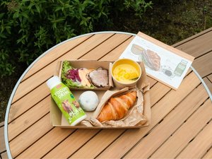 朝食ボックス:お好みでサンドイッチとしても楽しめます。