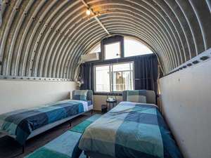 『女子旅』　室戸温野菜＆チーズフォンデュと焼き芋ブリュレ＆焼き芋炭アイス　キャビン棟定員2名