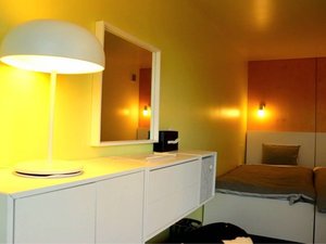 『素泊まり』観光・出張に癒しを　コンテナハウス・トイレなし・定員4名