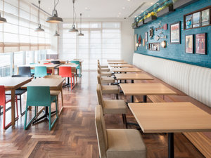 【朝食会場】カマイシテラスCafe & Restaurant (朝食)6:30〜9:00L.O (ランチ)11:30〜14:00L.O