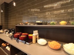 和洋バイキング形式の無料朝食をご用意しております。
