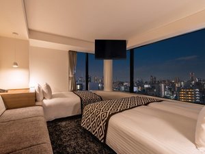 デラックストリプル(29平米):ベッド幅100cm×3台+ソファベッド1台