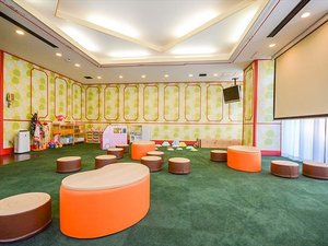 �y2�K�z�X�̃L�b�Y�R�[�i�[�@�{�[���v�[���E�v�����[���H��E�G�{�Ȃǐe�q�ł����y���݂��������܂�