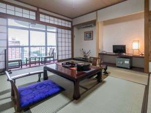 【お部屋】川側|和室(8畳〜10畳)★Wi-Fi接続無料