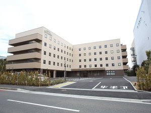 �g�n�s�d�k���[���V�A���l�`�m�m�d�w�̎ʐ^