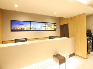 フロントスタッフ一同お客様のお越しをお待ちしております。