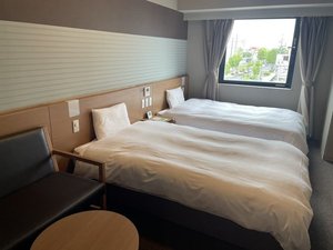 ◆【禁煙】ツインルーム約20.2〜21.7平米※サータ社製ベッド(1200×1950 2台)