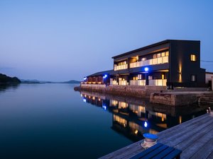 �ʓ@�A����̊O��