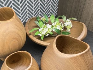 ロビー展示「我戸幹男商店」山中漆器