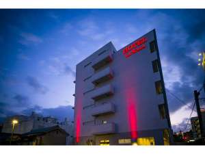 �y�a�̎R��:�a�̎R�s�E�����E�a�̉Y�zLA SCALA