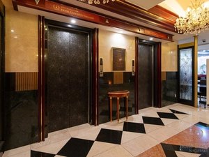 �G���x�[�^�[