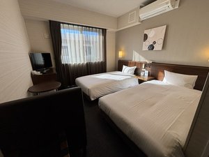 �y�{�錧:�����E���}�z�z�e�����[�g�C�������w��