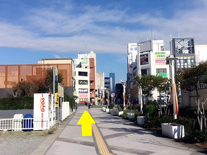 駅からの道順