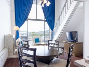 ����Ȃ݃X�v�����O�X�J���g���[�N���u�E�z�e������̎{�ݎʐ^1