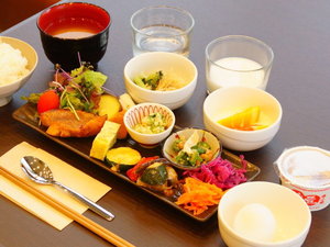 和食プレートの盛り付け一例