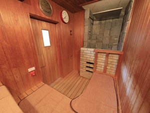 【サウナ】静かな熱に身を委ねる空間