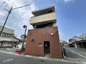 ���c�z�X�e���̎{�ݎʐ^1