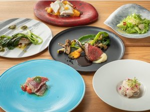 �f�B�i�[�R�[�X���