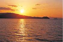 �������T���Z�b�g�R�[�X�g�̎{�ݎʐ^3