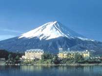 富士レークホテルの外観写真