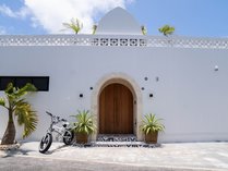 The house by the seåOώʐ^
