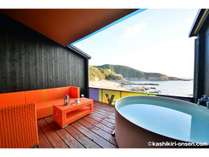 MlXF̏h  XYZ Seaside Resort̎{ݎʐ^3