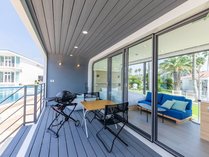 �X�y�[�X�L�[�|�C���g ���r�G�����q�}���[�i�̎{�ݎʐ^2