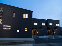 �ʕ{�O�a��@��E���E���̊O�ώʐ^