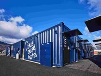 Blue quad hotel �z�K�̊O�ώʐ^