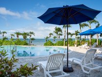 �O�������B���I���]�[�g�Ί_��Ocean�fs Wing & Villa Garden�̎{�ݎʐ^3