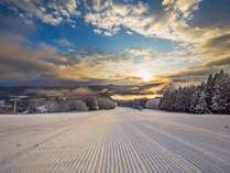 WHITE HOTEL GRAND HAKUBA̎{ݎʐ^2