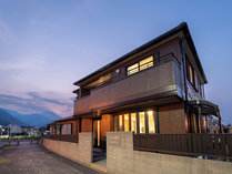 �A�����[���ʕ{�̊O�ώʐ^