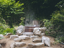 Earthboat Ueda Onsen�̎{�ݎʐ^3