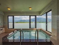 �����ЃZ���`�����[�z�e���̎{�ݎʐ^3