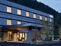 �t�F�A�t�B�[���h�E�o�C�E�}���I�b�g�E�򕌌S��̎ʐ^