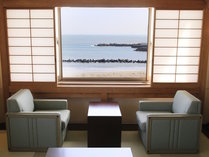 ���샆�j�o�[�X�z�e���̊O�ώʐ^