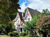 �y���V�����@�t�@�[�X�g�A���o���̊O�ώʐ^