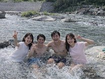 ���o�[�T�C�h�R�e�[�W�@�u���b�N�����̎{�ݎʐ^3