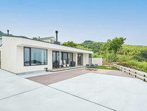 SUITE VILLA THE MOST�̊O�ώʐ^